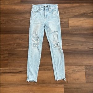 American Eagle Outfitters Light Blue Distressed Skinny Jeans